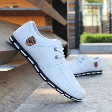 Load image into Gallery viewer, Men's leather casual shoes 2020 men's fashion flat bottom breathable non-slip sports driving shoes
