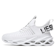 Load image into Gallery viewer, Summer breathable men casual lightweight walking shoes new fashion young boys lace up tennis sneakers
